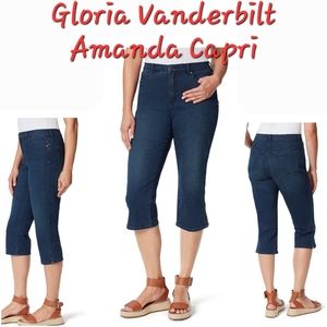 👀50% OFF👀👖NWT‼️ Gloria Vanderbilt brand Amanda Tapered Cut Capri Jeans
